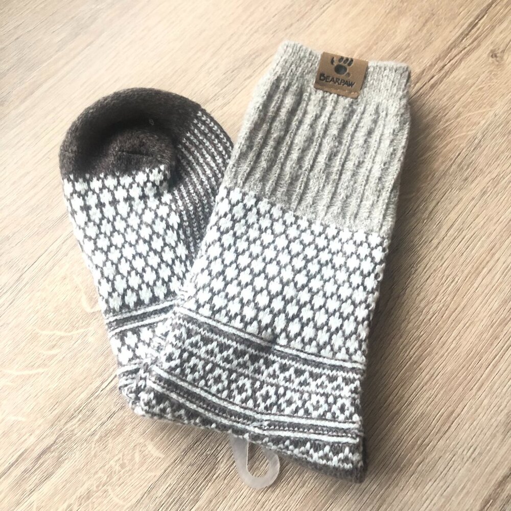 BearPaw Women's Brown/White Socks